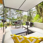 Garden Of Eden 1-bedroom - Lakefront